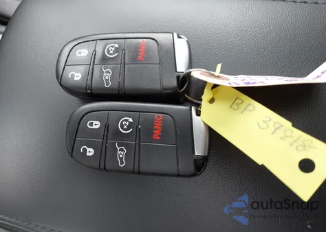 2021 Jeep Grand Cherokee Laredo X 4X4 из США, поврежденный, VIN 1C4RJFAG1MC726408